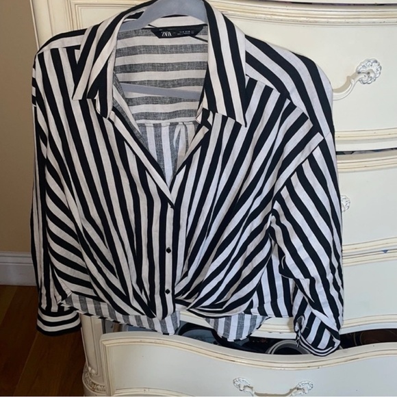 ZARA black & white striped top - Picture 1 of 2
